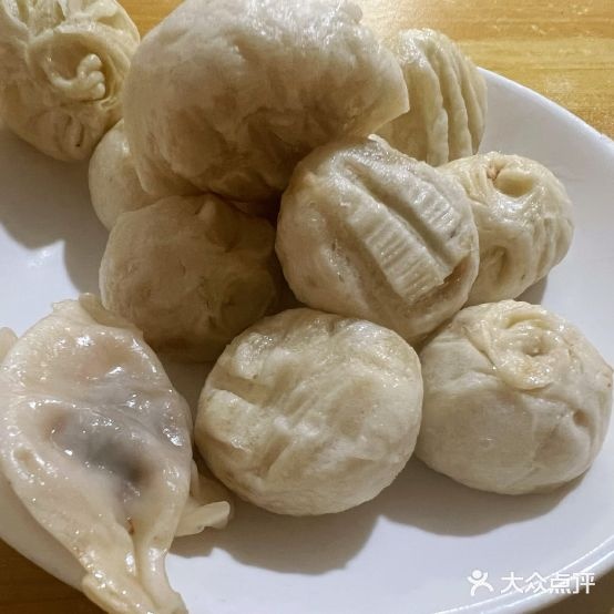碧波包子店