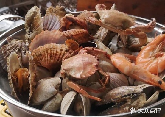 一锅鲜烧烤家场菜