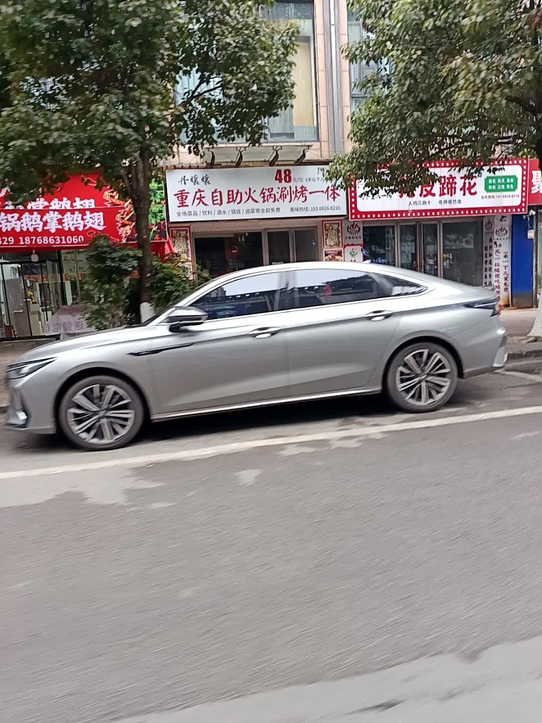 重庆自助火锅涮烤一体