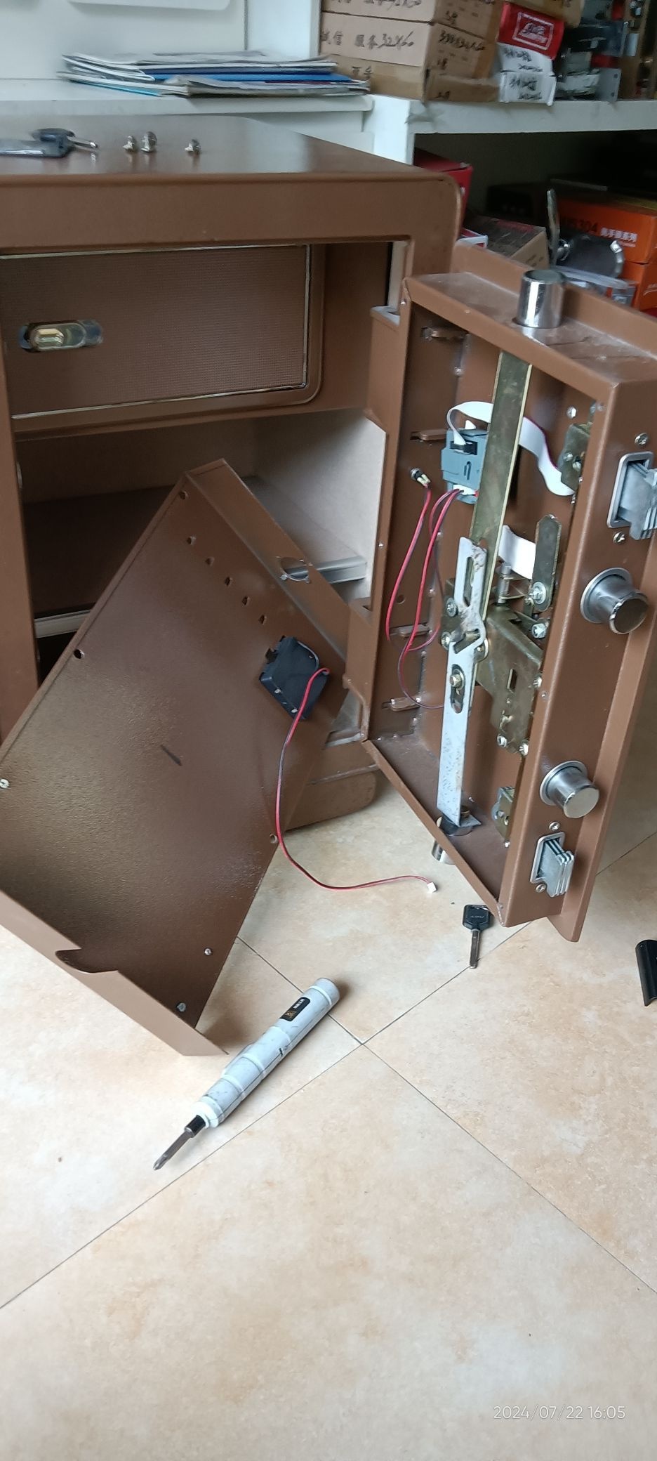 百锁通锁业开锁换锁