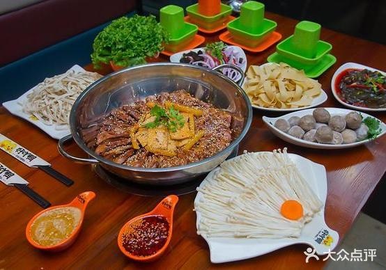好吖鸭时尚干鸭锅头(永兴街店)