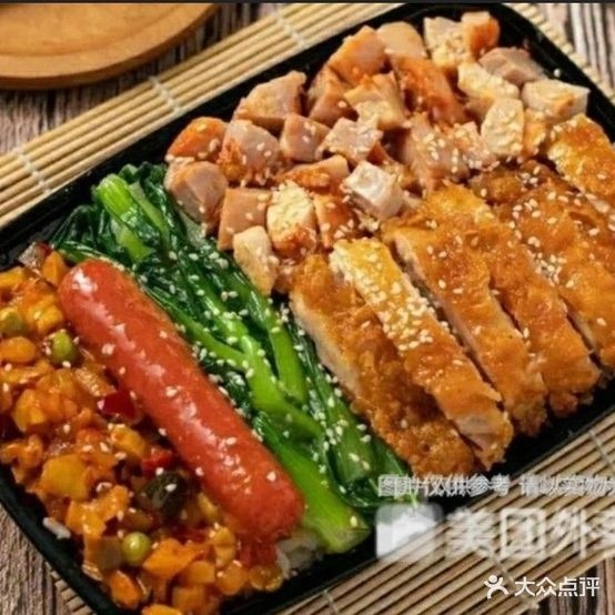 味饱饱卤肉饭水煮套餐饭