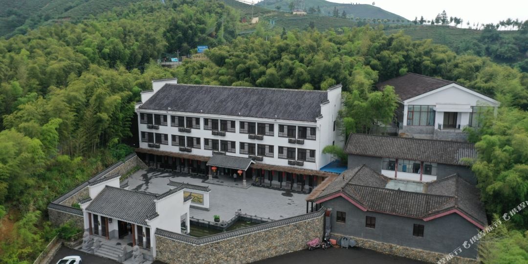 禅音怡和天山居
