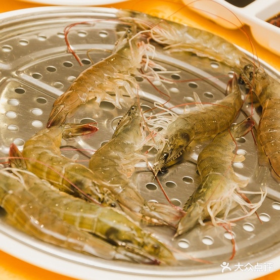 周小鱼海鲜店