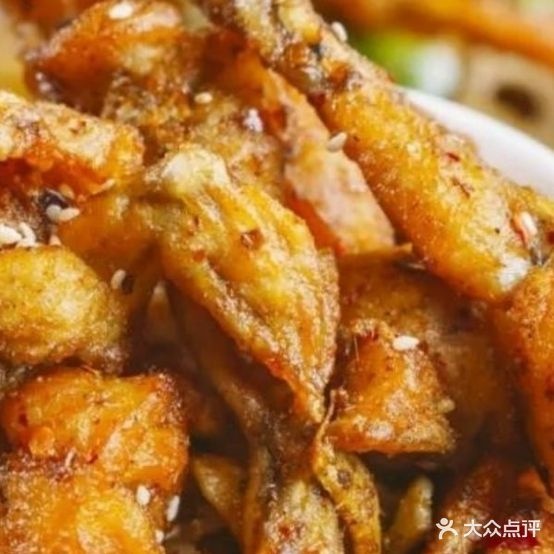 铭记蛙小仙·鱼瓦火锅(李村潮牌店)