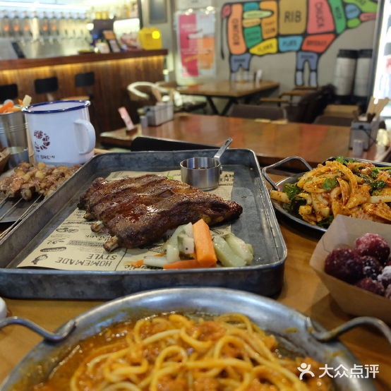 红虾精酿美式餐馆