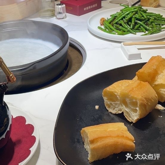 太艮堡母米粥 · 粥底火锅(广州猎德店)