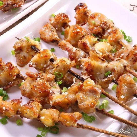 梁老拐泡菜面烧烤城