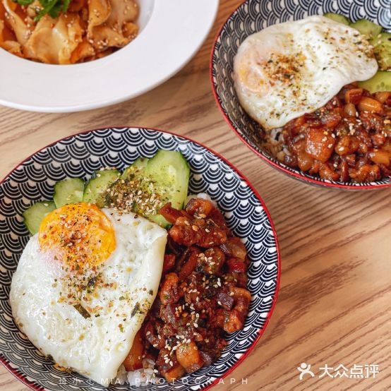 水泷吟·料理店