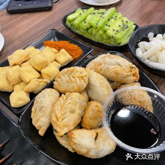阿足芳姨烧烤