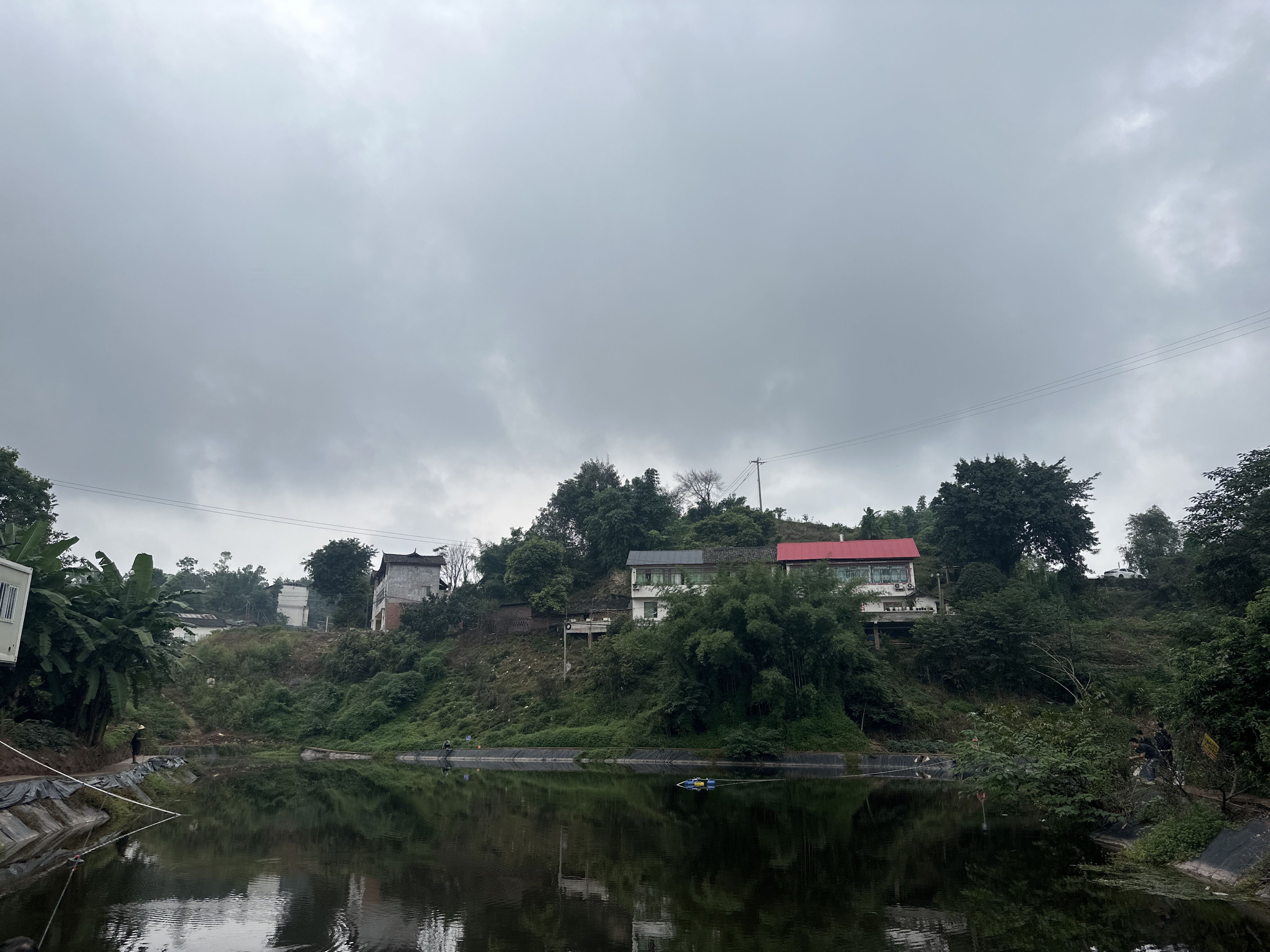 宜宾何仙女路亚基地