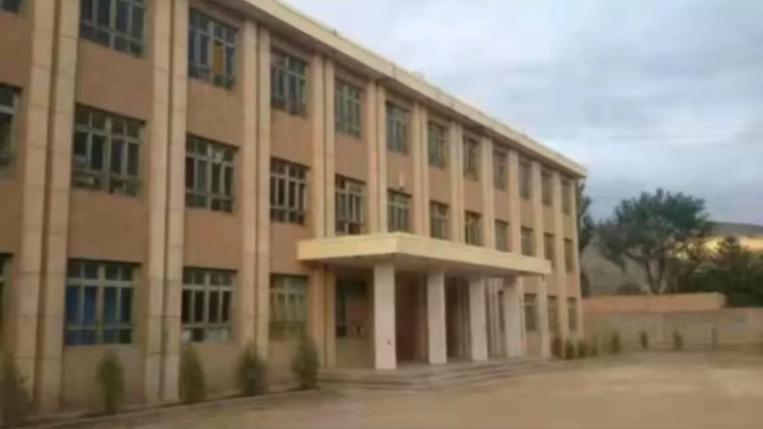 兴海县唐乃亥乡寄宿制阳光希望小学