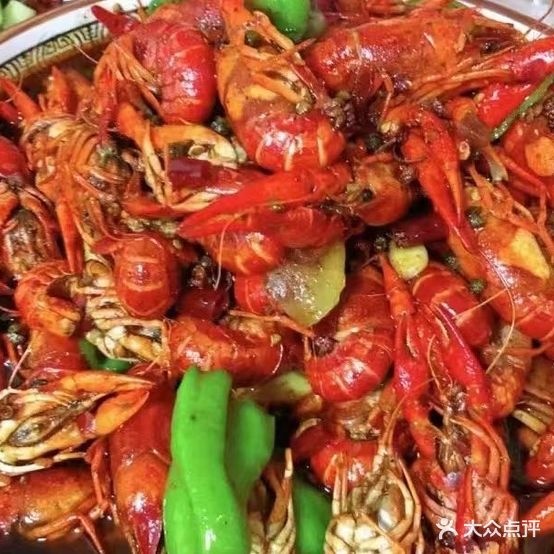 猎味美式广场(新城吾悦华府店)