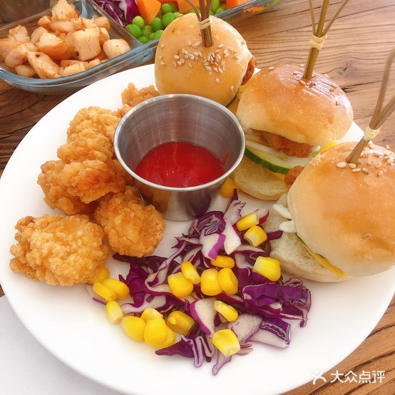 萝莉家韩式炸鸡(沿岗路店)