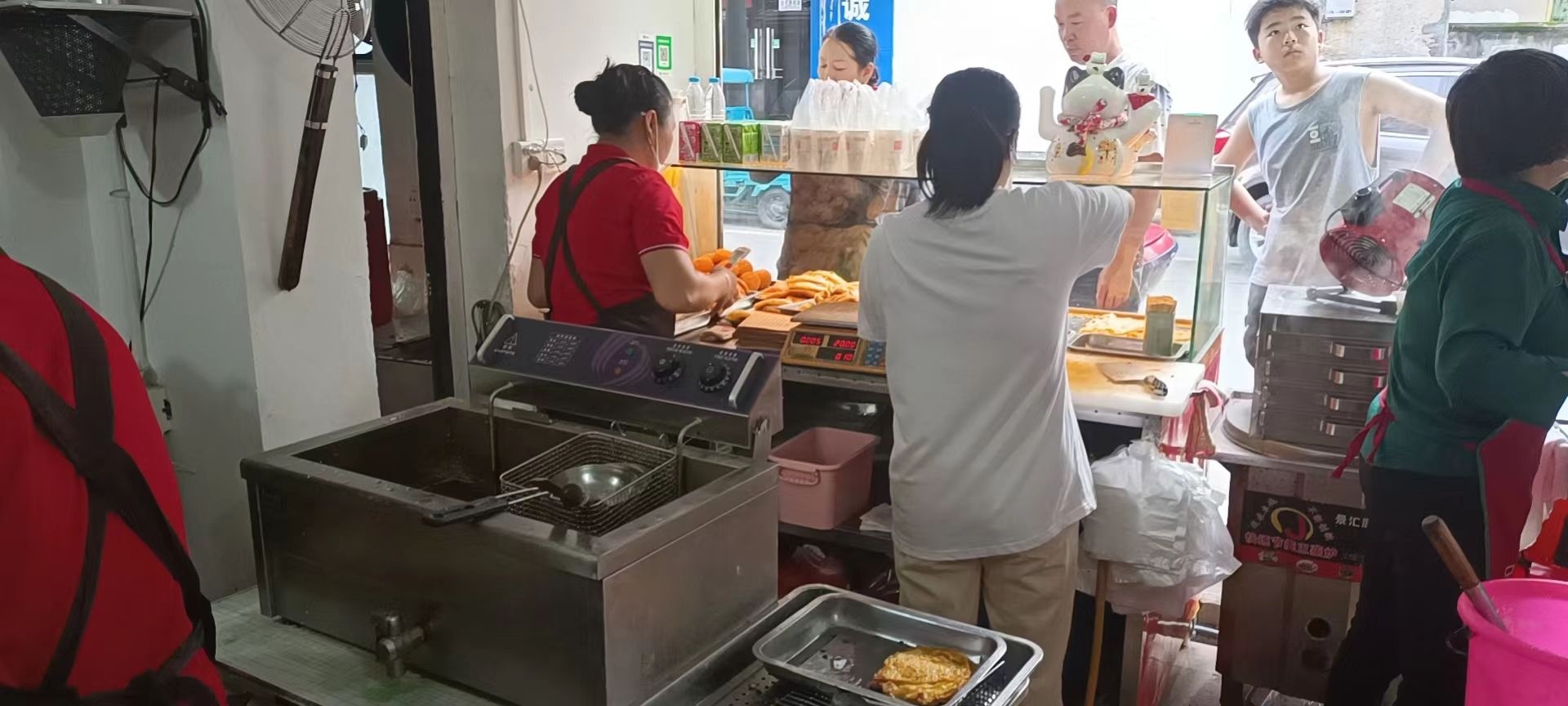 天饼添酱家烧饼石磨肠粉(泰和东门店)