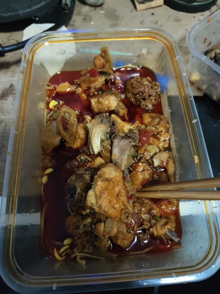 渝杰烧鸡公火锅