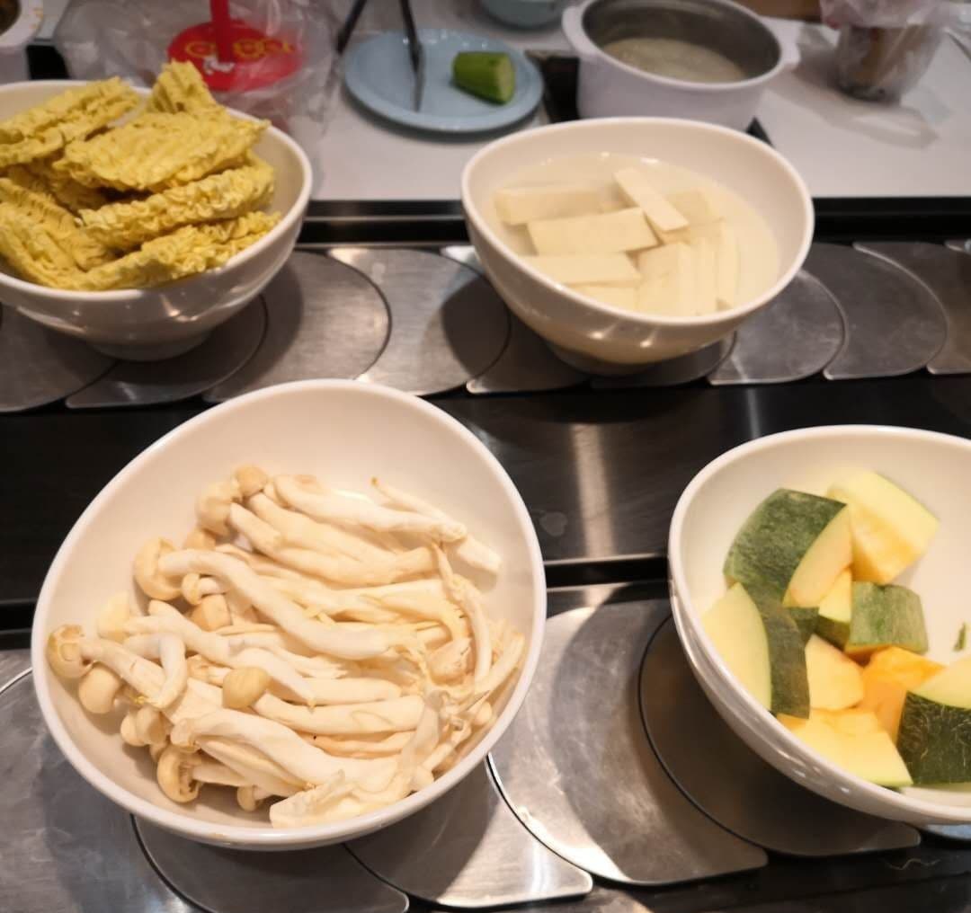 逛呲涮吧农民火锅(大润发店)