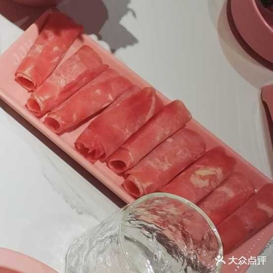 季季红活过PINK主题店(九江九方店)