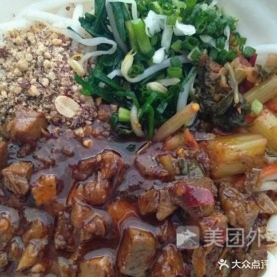 天桥卤米线