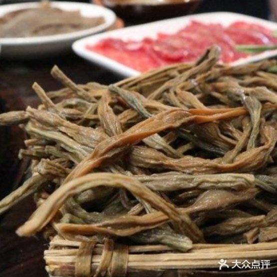 江湖地锅炖人