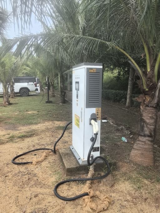 耐充科技充电站(小渔村站)