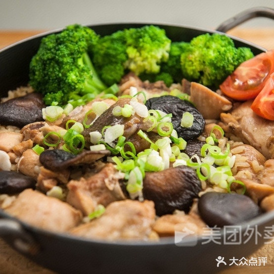 河粉·堡仔饭(鑫江东方城店)