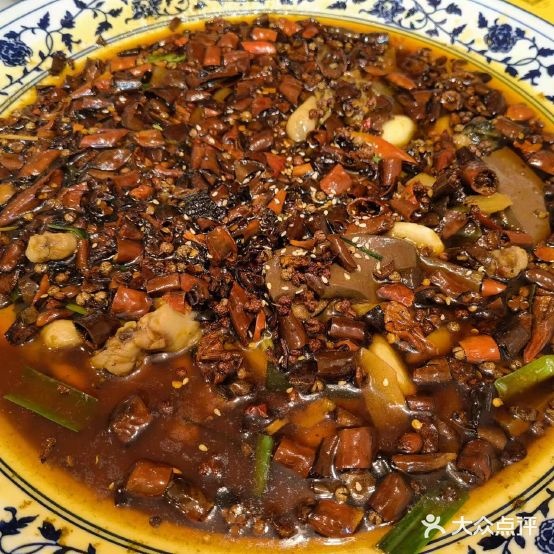 华胜鱼庄火锅(信义假日名城菁华园店)