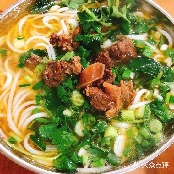 国彩回慧民小吃