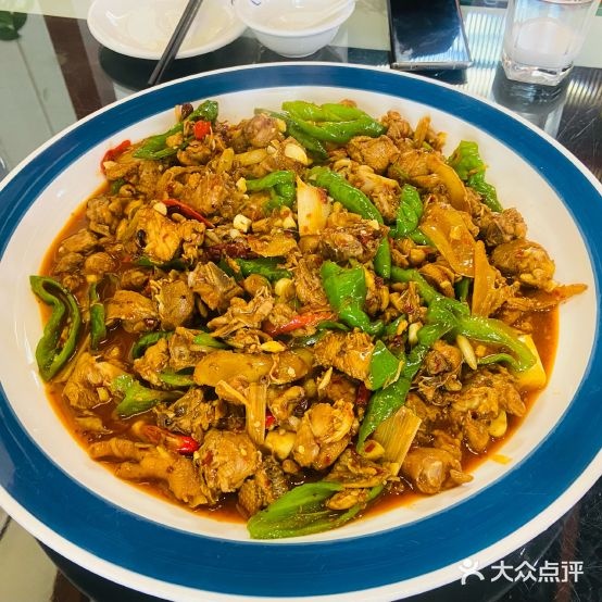 小鲁哥米氏炒鸡(纺织厂店)