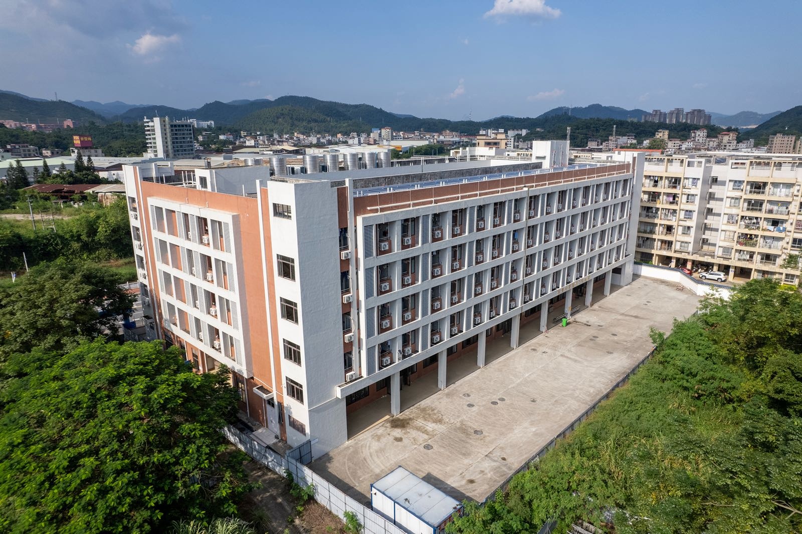 云浮市云浮中学(丰收校区)-北1门