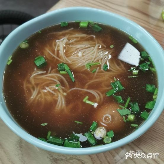 七小热面炸串吗大王(狼嚎店)