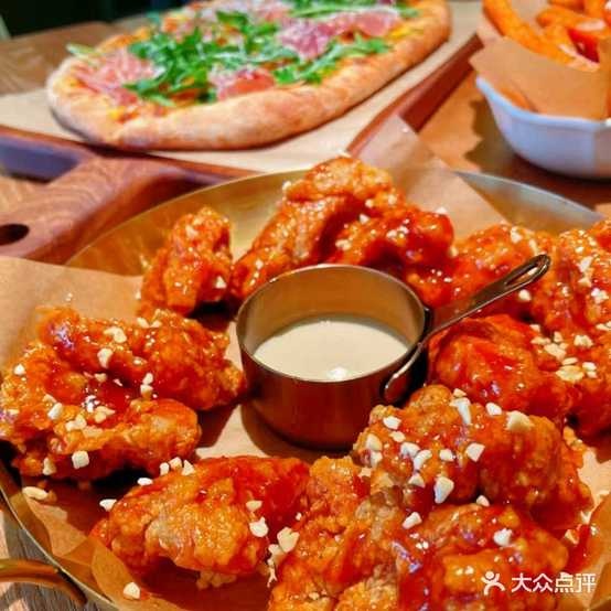 Pizza.M披萨庄园轻餐厅(泰山泰山万达广场店)