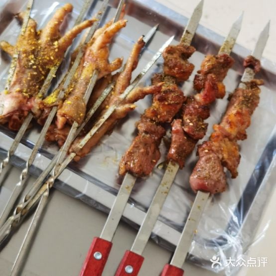 领鲜羊烧烤(山东理工大学店)