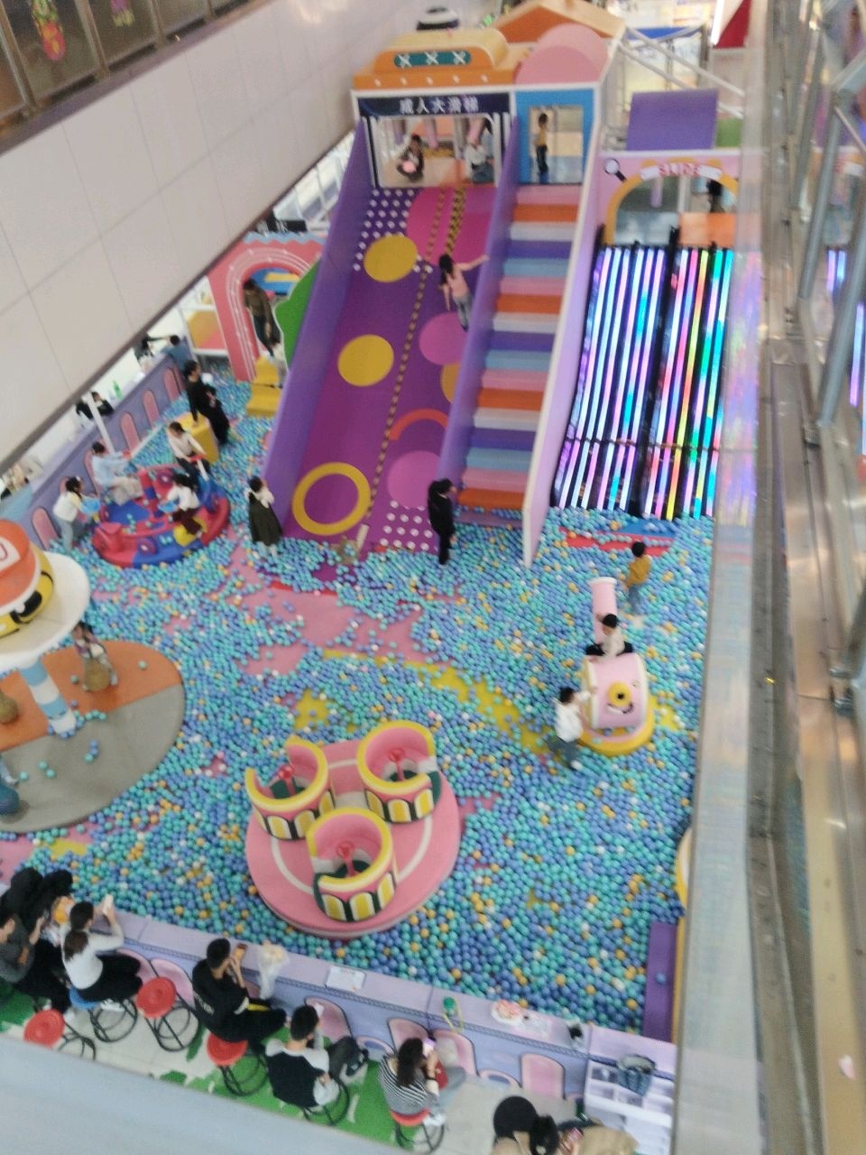 厦门市翔安区萌宝王国儿童游乐园(汇景购物广场店)