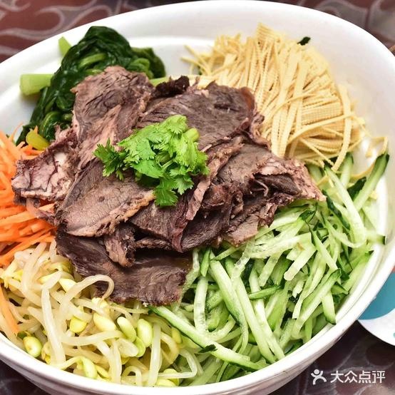 名轩酒店(西新荣街店)