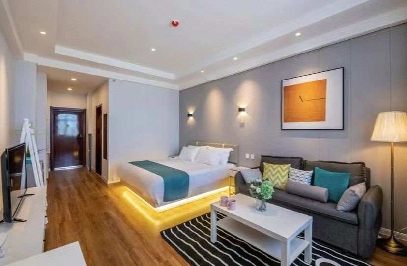 万宁汐素设计民宿