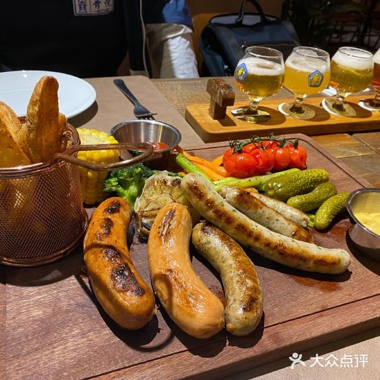 岔巴自酿啤酒餐吧(南屏街店)
