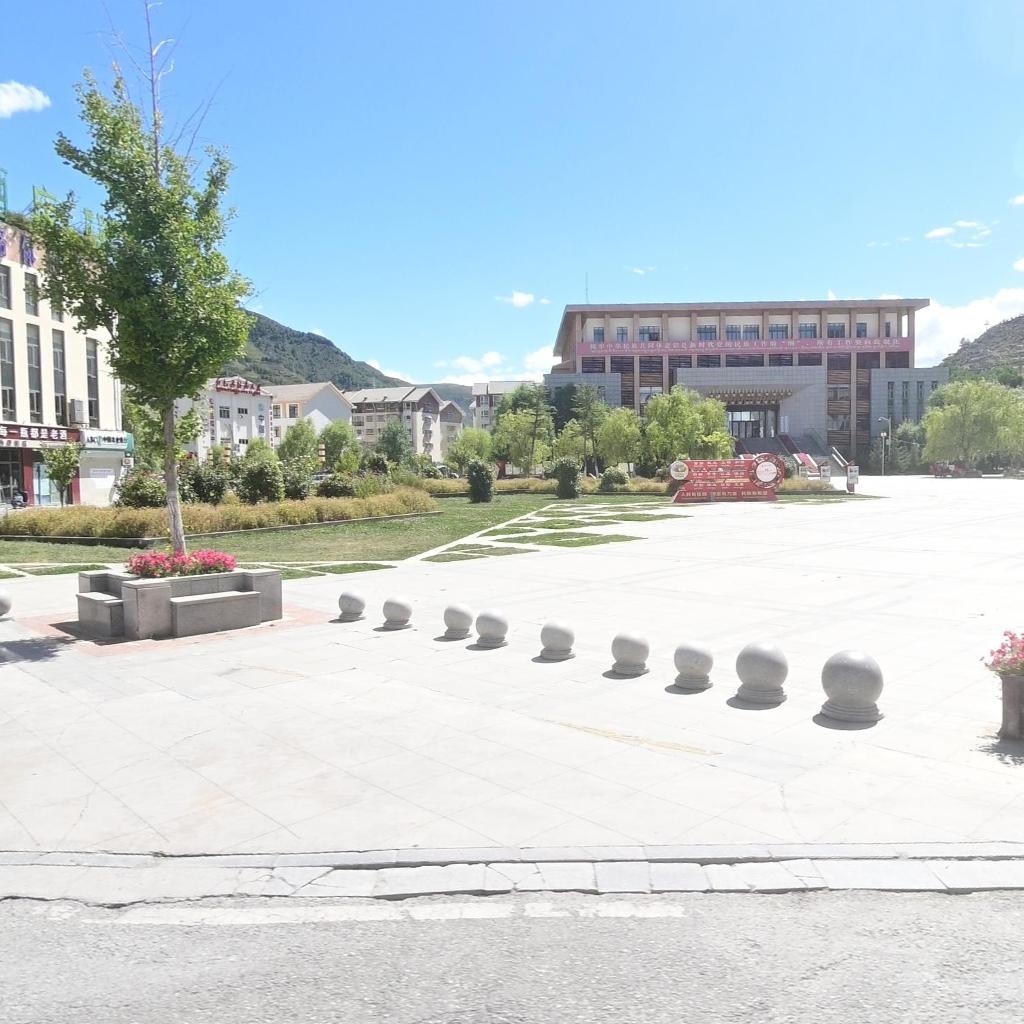 小白杨便利店