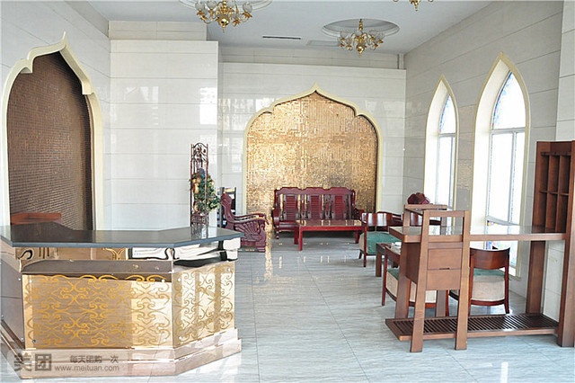 阿斯旺清真大饭店(伪满皇宫地铁站店)