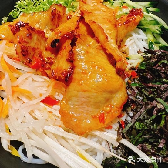 拾越河·湄公·云南料理(芦荻街店)