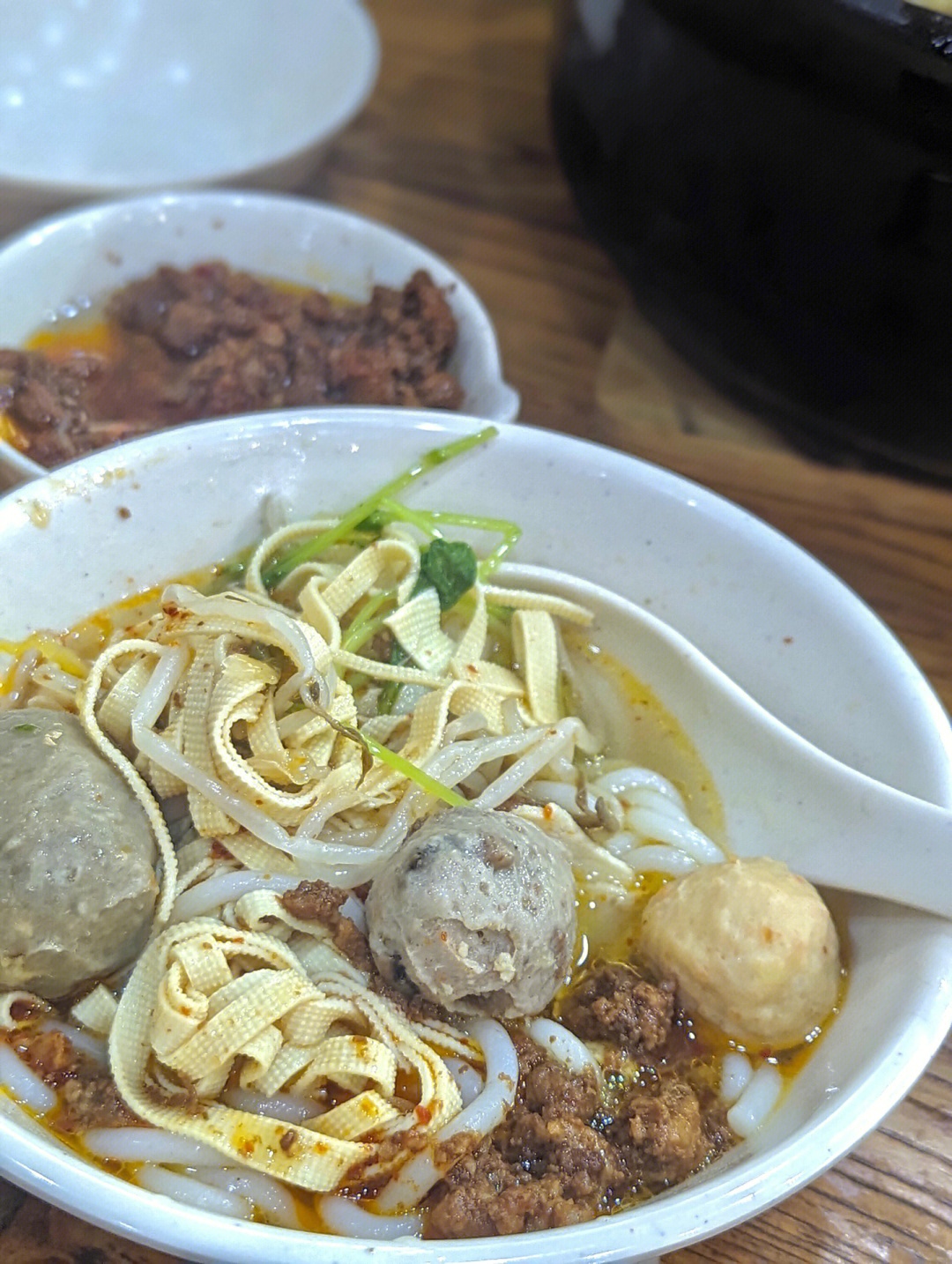 天颜过桥米线(小龙街店)