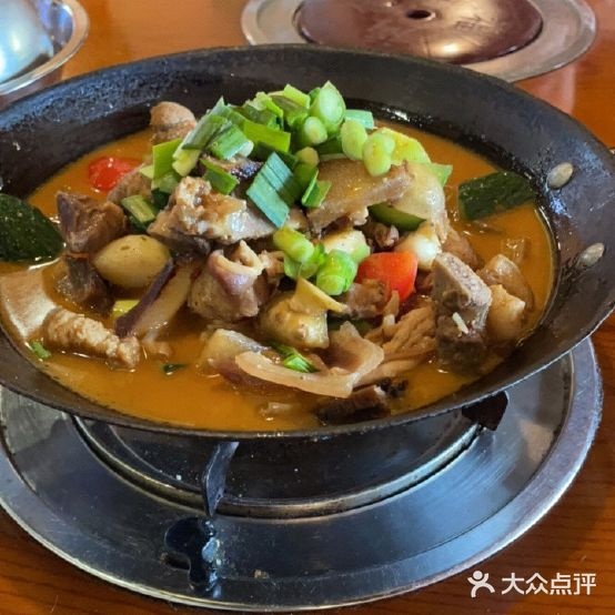 熊厨土家餐馆(铂金公寓店)