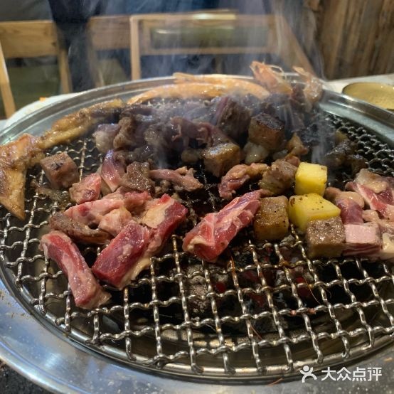 啃盛锦蠡哜煜自助料理