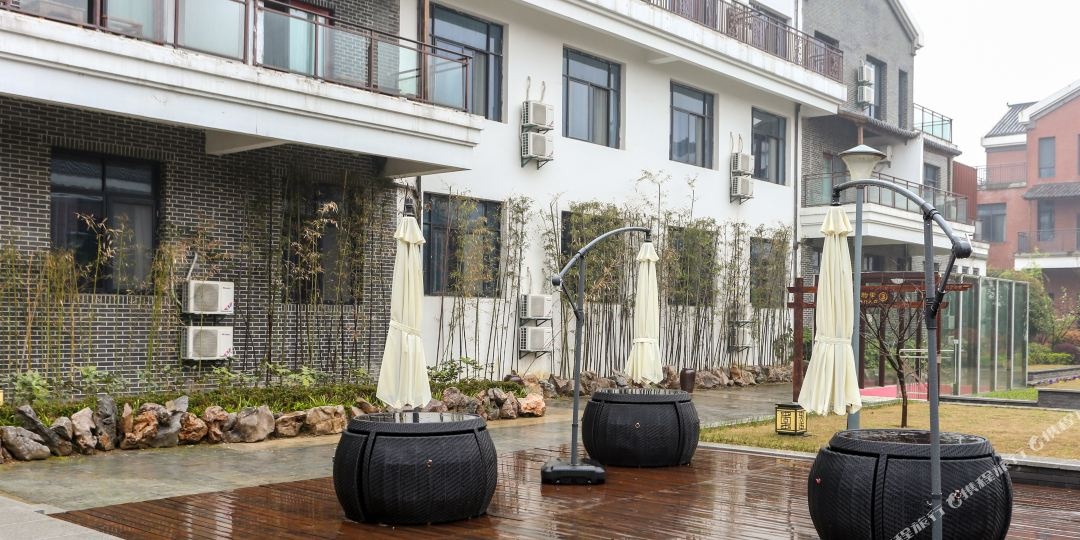 六安寿湖大酒店(悠然蓝溪店)