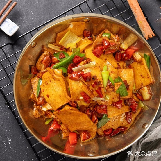 青罗湾麻辣小海鲜(新体店)