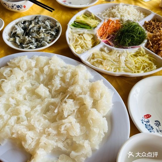 和记美食城(新时代休闲会所店)