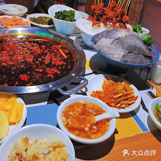 渝厨生态火锅(大足吾悦广场店)