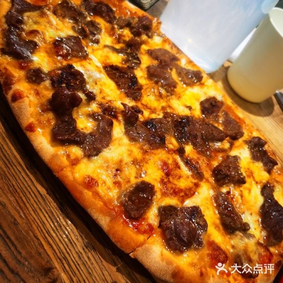 Leo pizza(湖畔新城店)