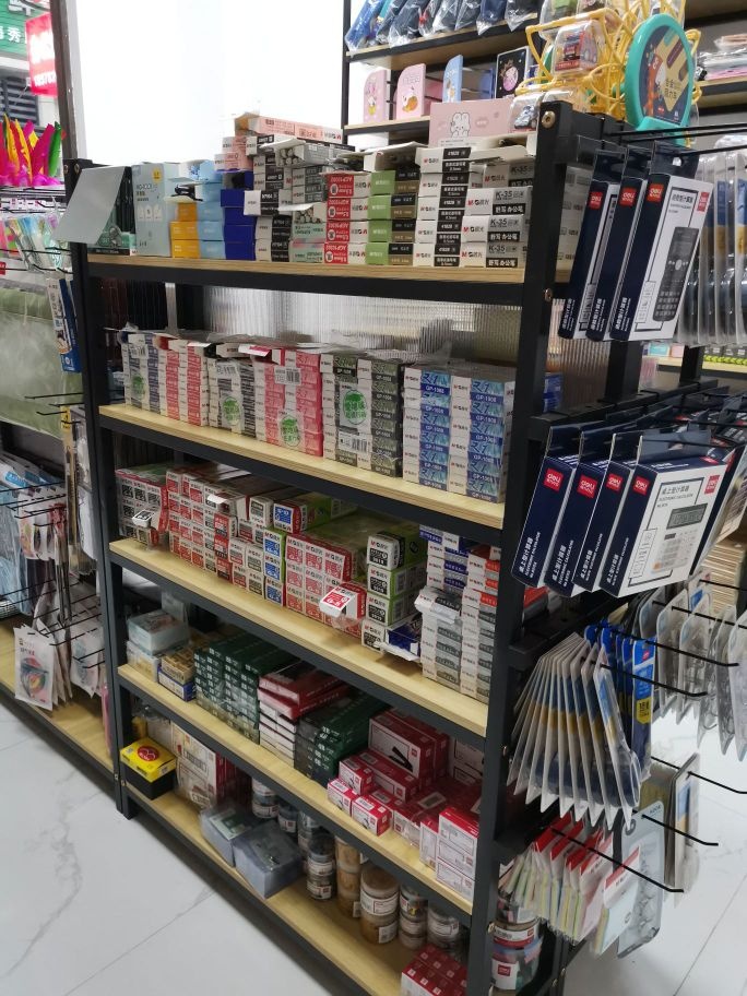 只想学习文具店