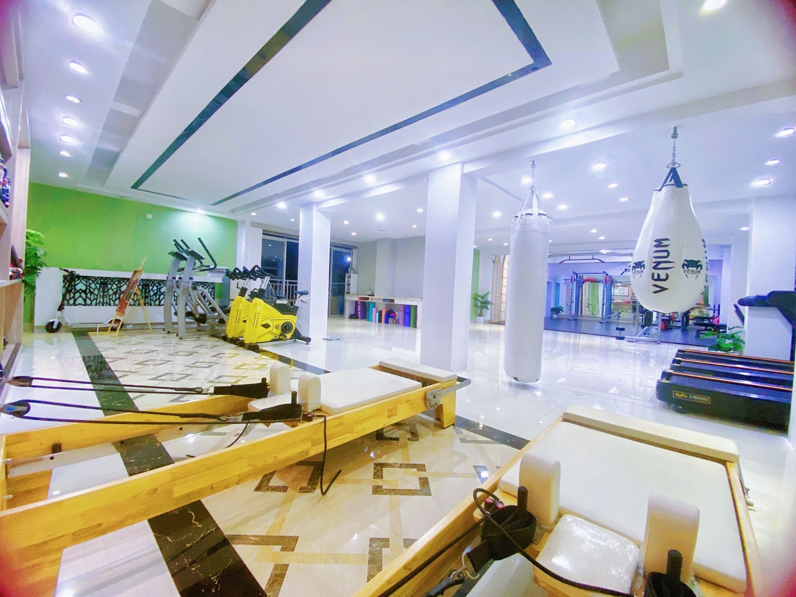 极点健身私教工作室